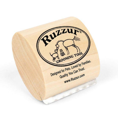 Ruzzur Kit — De-Shedding Brush + Waterless Cleansing Mist for Dogs, Cats & All Pets